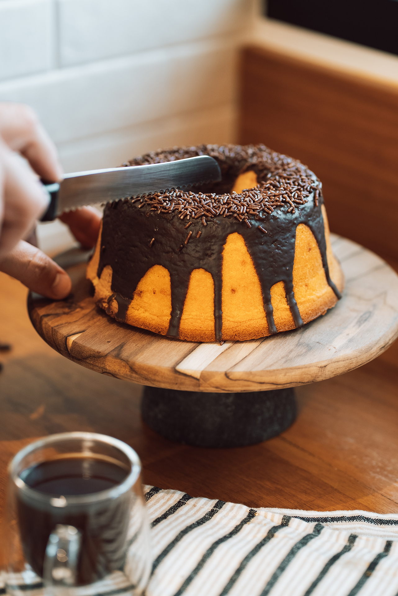 Tabla presentación madera de Teca con base 32x12 cm - Provence - Imagen 2